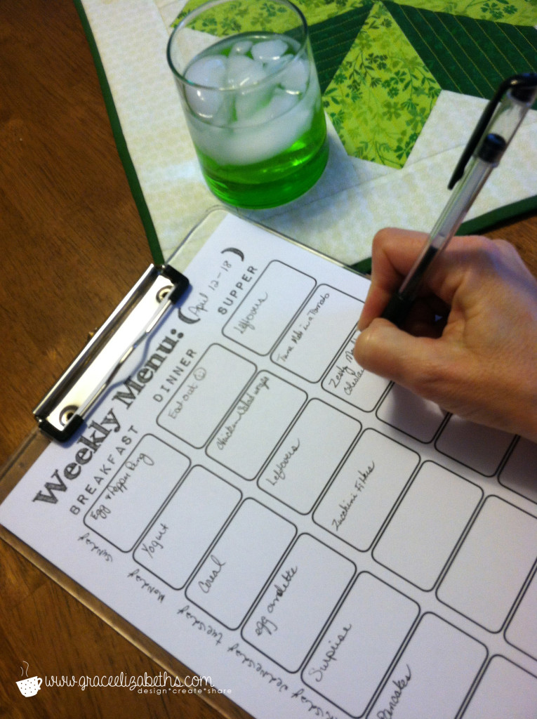 Weekly Menu Plan in Action - #FREE #download by Grace Elizabeth's